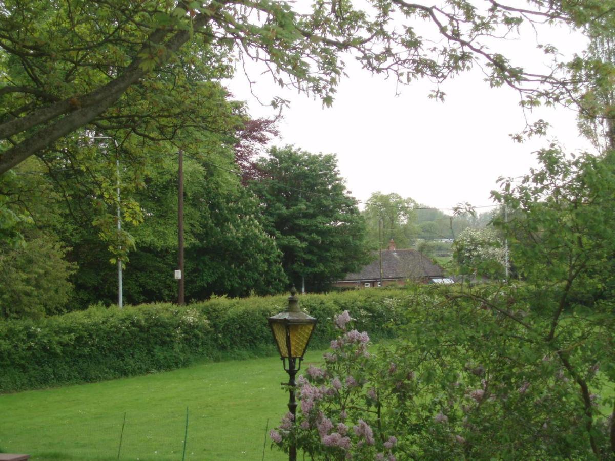 Bank Farm Cottages Nantwich Esterno foto